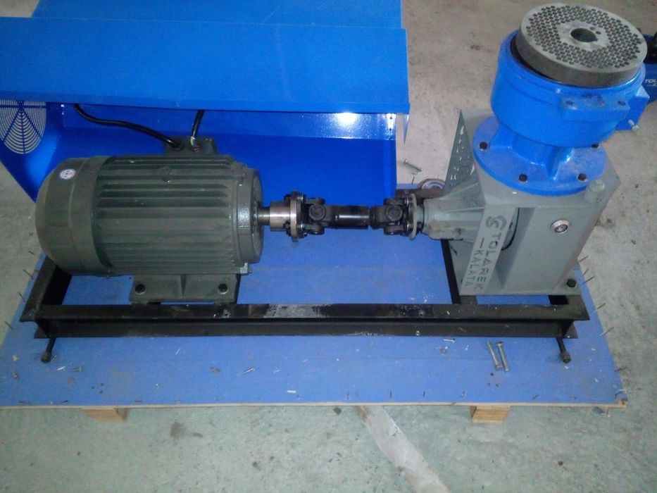 PELECIARKA Od 7.5Kw do 22Kw - OD RĘKI  - Młyn - Pellet