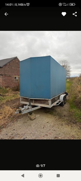 Przyczepa samochodowa z plandeką