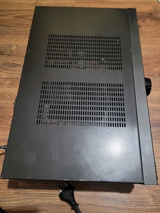 Technics wzmacniacz SU-V500 + pilot