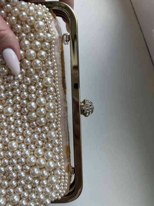 Сумка клатч у перлинах