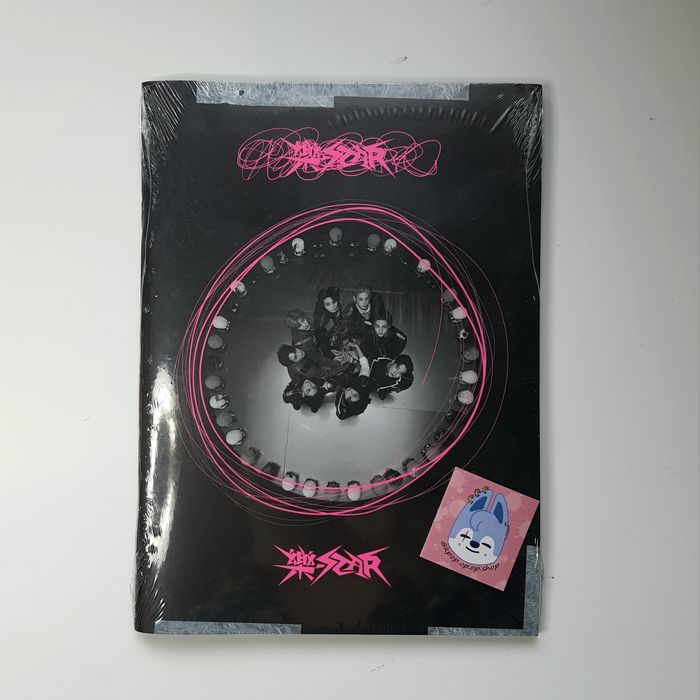 ROCK STAR - Stray Kids