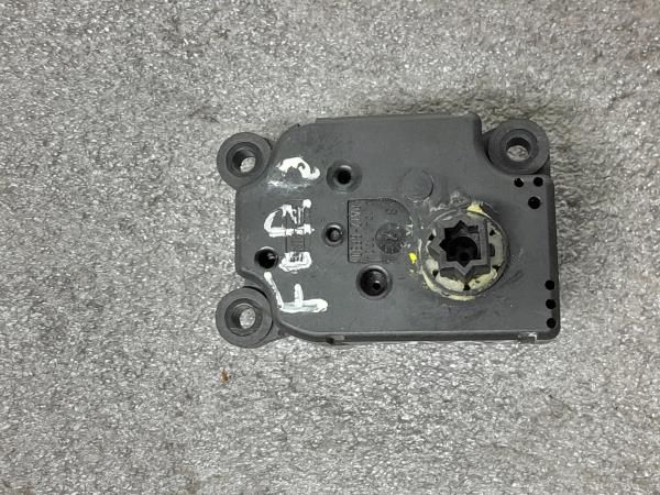 Motor da comporta da sofagem FORD Focus C-Max (DM2)