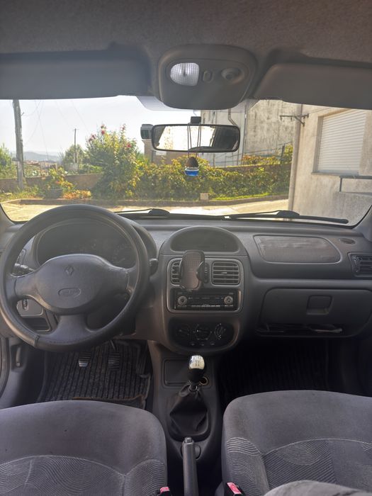 Renault Clio 1.9