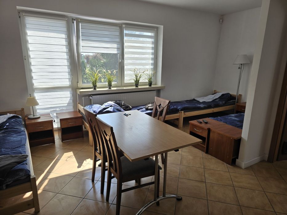 Pokoje z łazienkami - WARSZAWA Bemowo  i Raszyn, Janki Noclegi