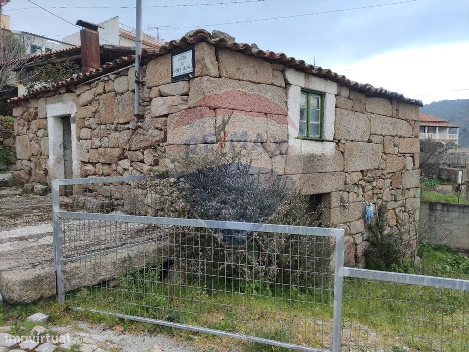 Moradia T2 para venda