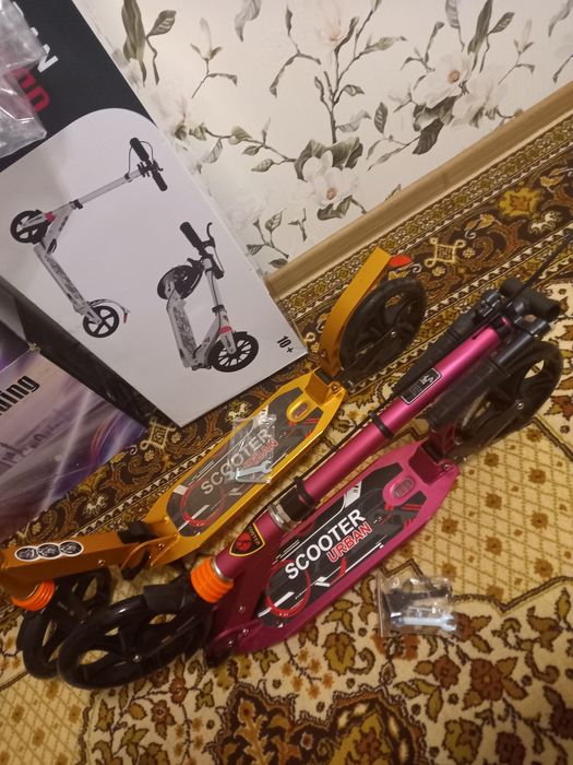 Продам 2 новых самоката +10