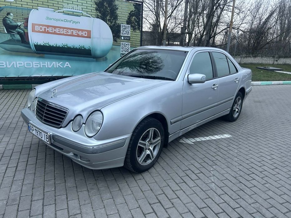 Продам Mercedes-Benz E270