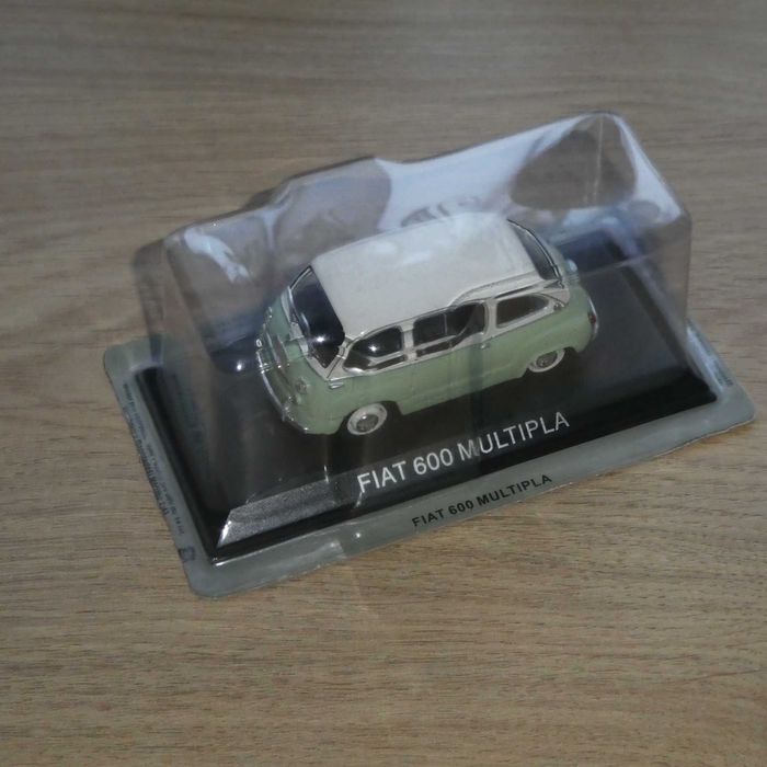 Model Deagostini Fiat 600 Multipla