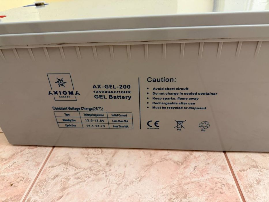 Акумулятор Гелевий Axioma energy 13.8 V залишок ємност і