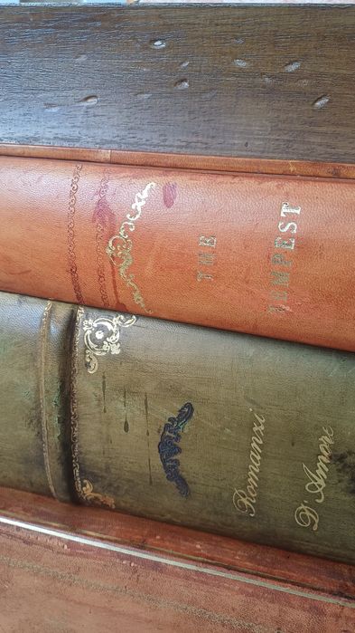 Włoski stolik boczny Vintage