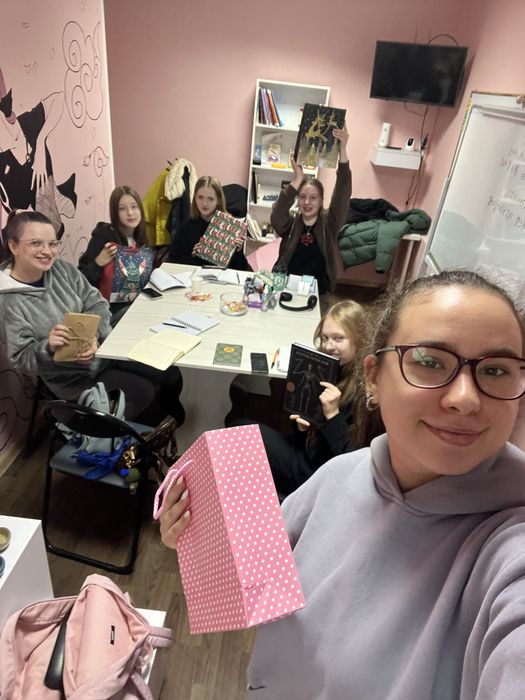 Вчитель/репетитор корейської мови