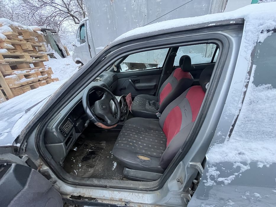 RENAULT 19 розборка