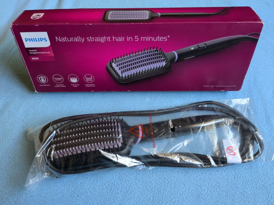 Escova Alisadora Philips StyleCare Essential (Modelo BHH880/00), uma ferramenta térmica concebida para alisar e modela
