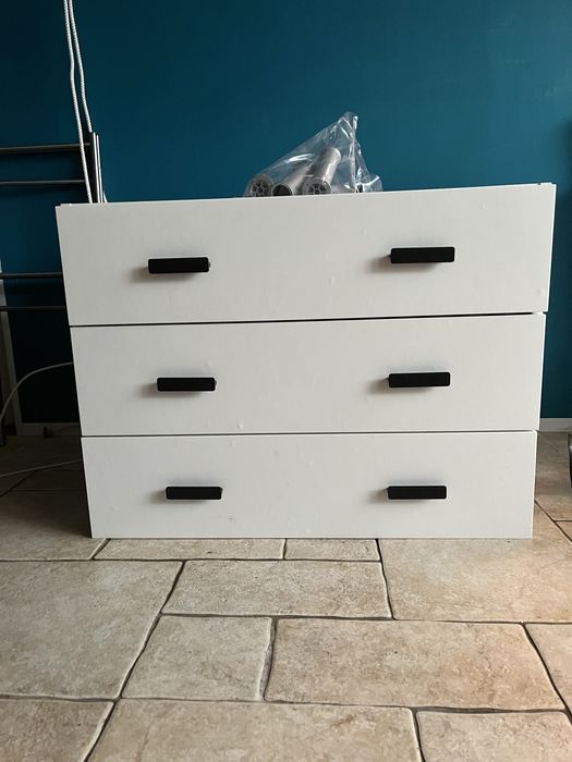 Móvel com 3 gavetas Branco