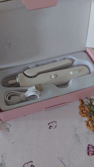 Obcinaczka do pazurów dla psa/kota LED USB