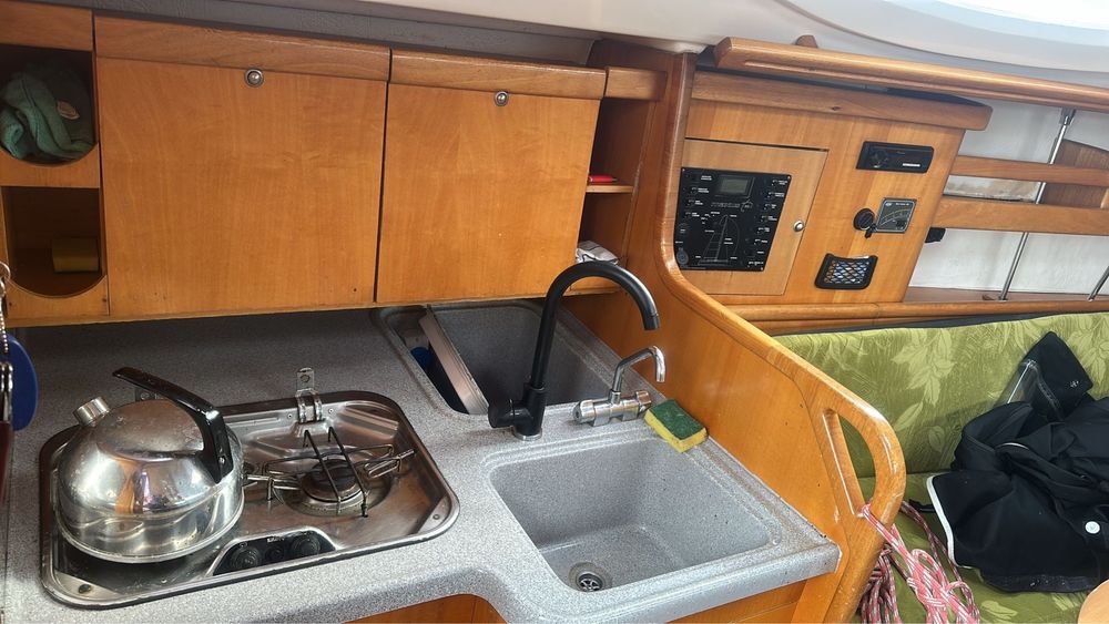 Jacht żaglowy Maxus 33