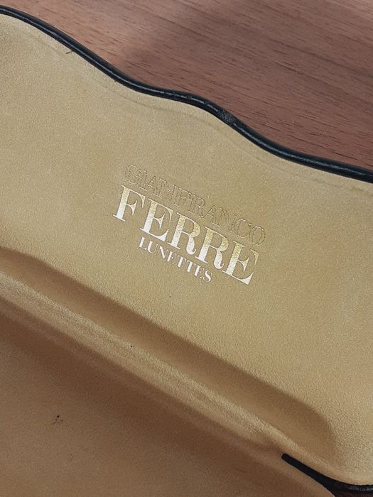 Etui pokrowiec na okulary Gianfranco Ferre