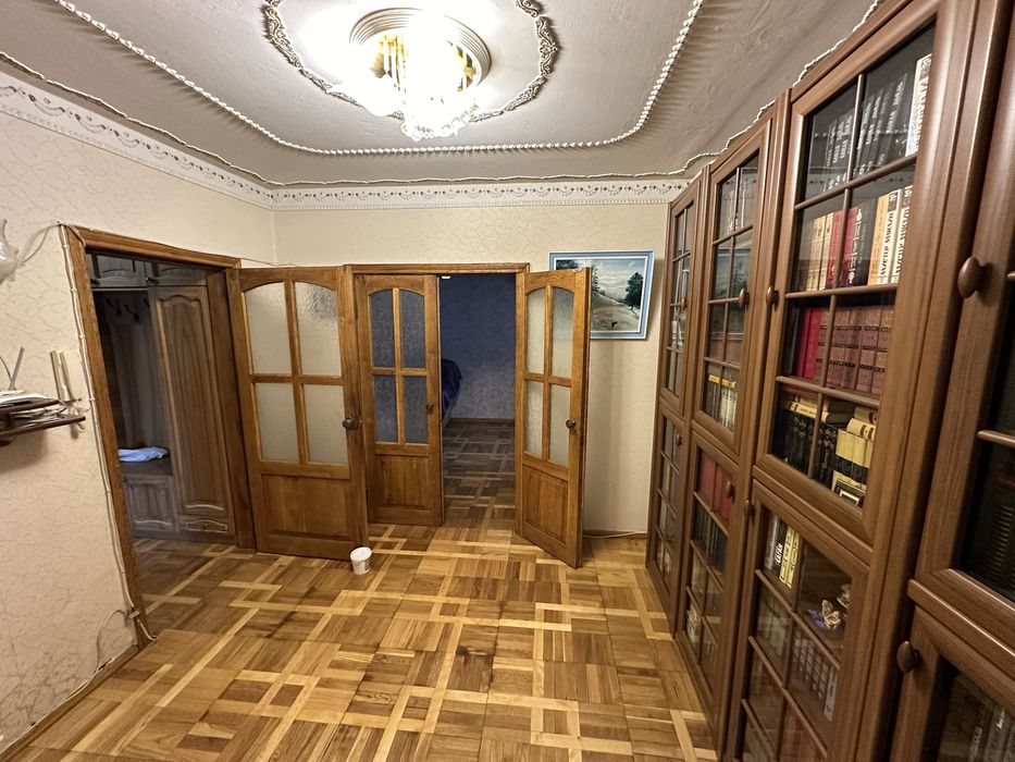 Продам 4 ком Центр ЦУМ Сертификат Євідновлення