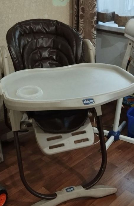 Детский стульчик для кормления