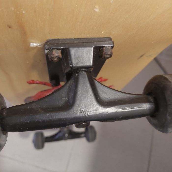 Skate completo como novo – pronto a usar