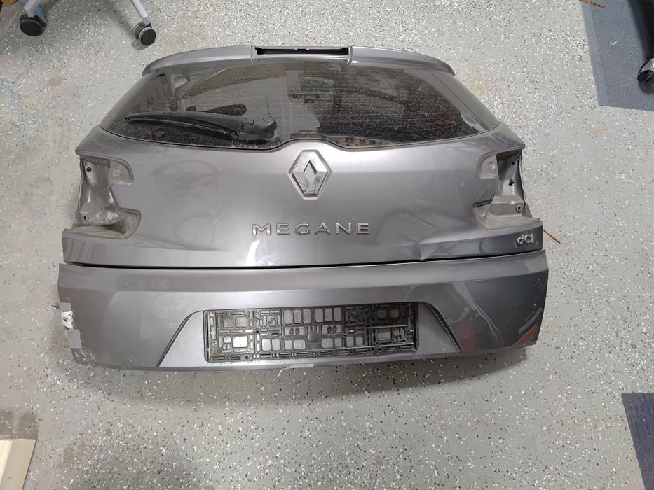 Oddam Klapę Megane III  kombi