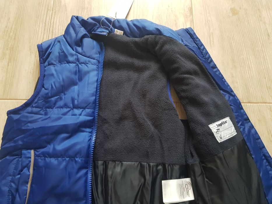 Жилетка безрукавка 116 розміру