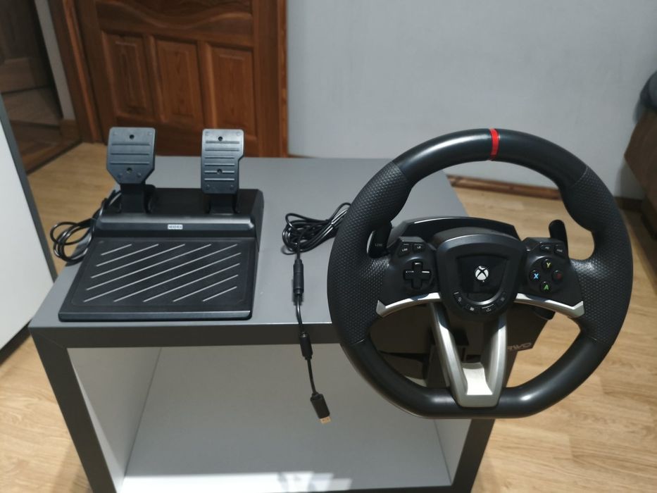 Kierownica Hori Racing Wheel Overdrive  Xbox/PC