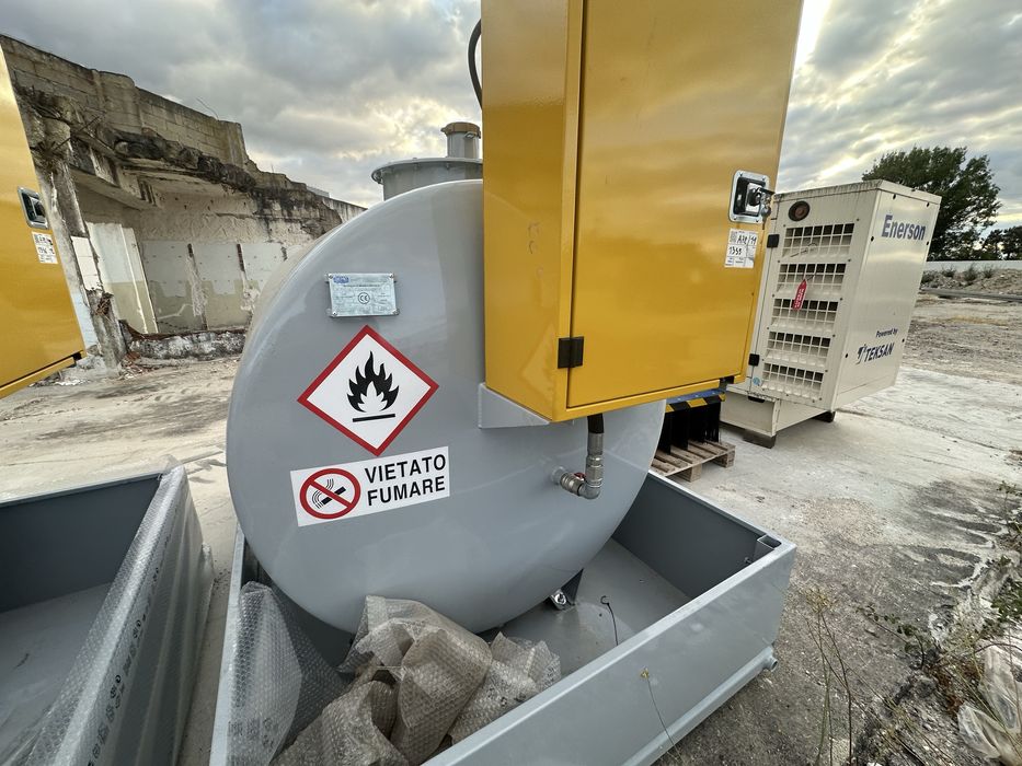 Deposito gasoleo de 3000l novo marca italiana