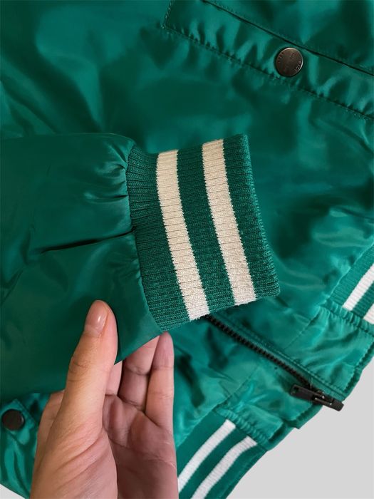 Утеплена куртка-бомбер 134 см