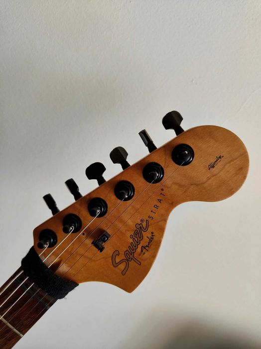 Fender Squier Stratocaster Affinity EMG Active Pickups
