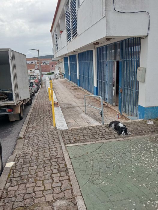 Antigo Supermercado e Café Sousel