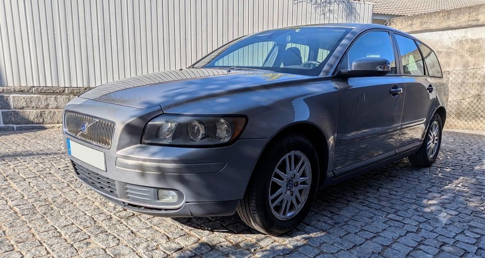 Volvo V50 1.6D 109cv (2007) – 175.000 km – Bom Estado Geral e Muito Económica