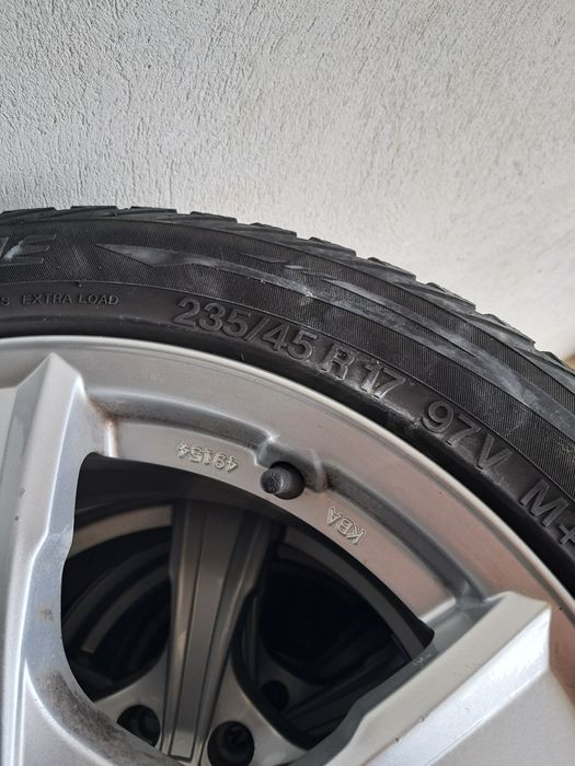 Sprzedam felgi aluminiowe do Mercedesa