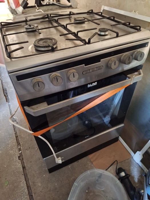 REZERWACJA Oddam kuchenkę amica