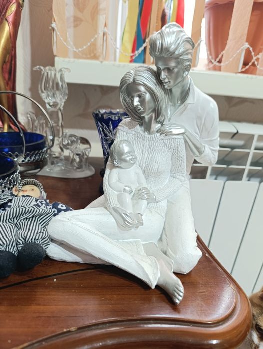 Статуэтка. Вазачка.