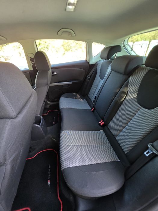 Seat leon 1.6tdi 105cv