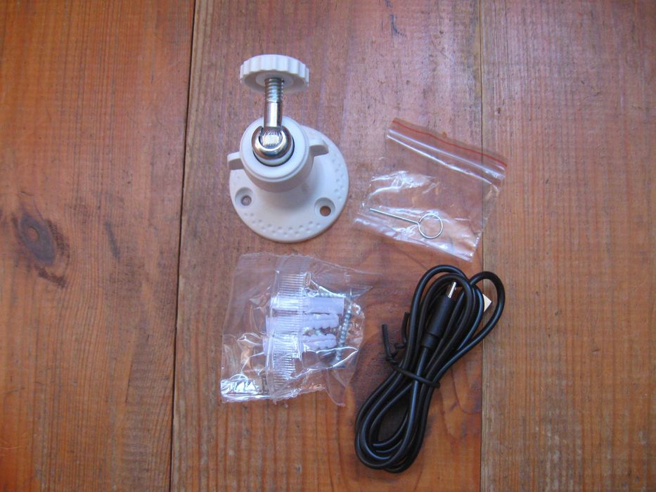 кронштейн для камеры + шнур + подарок