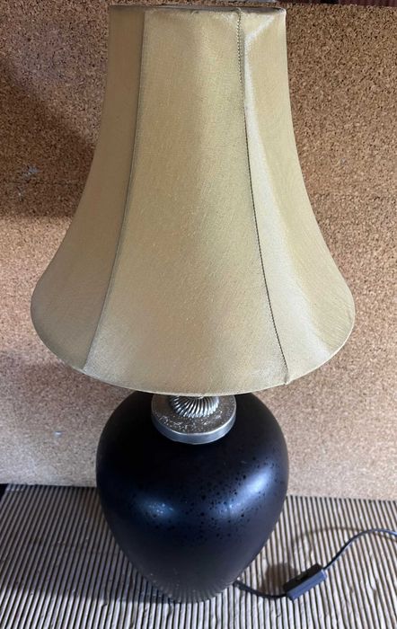 Candeeiro base ânfora em faiança