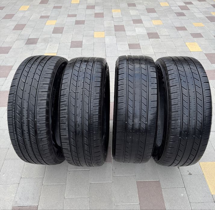 Комплект резини 235/55/R19