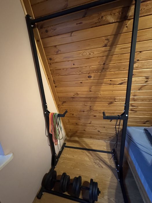 Drążek stacjinarny Davski+2x10kg hantle