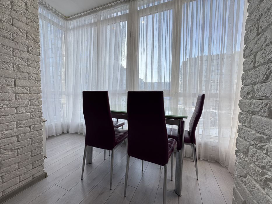 Готова квартира з меблями та технікою! Стрілецька набережна