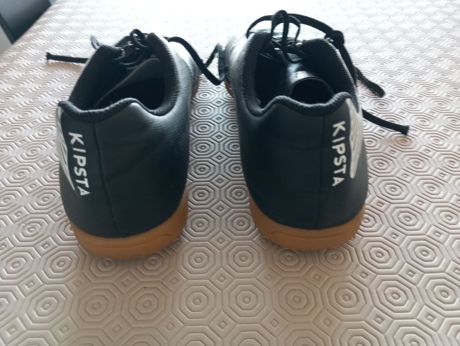 Chuteiras futsal Kipsta T45