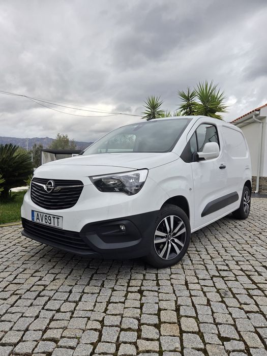 Opel Combo  2020