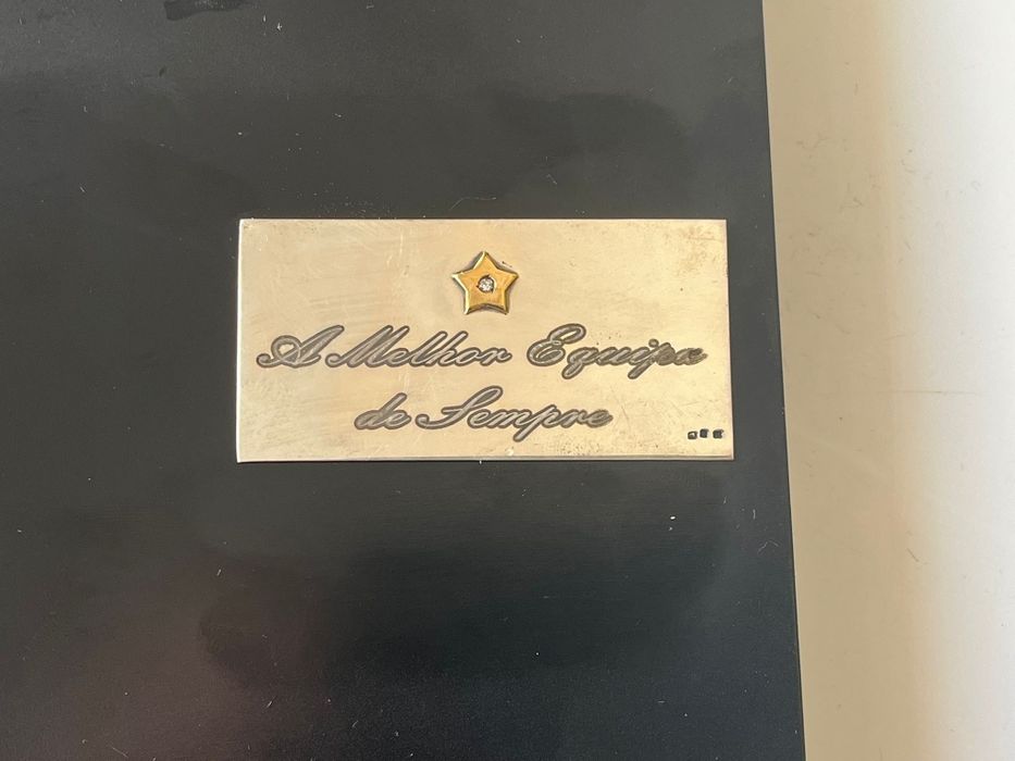 Bola de prata com assinatura dos melhores jogadores do Sporting CP