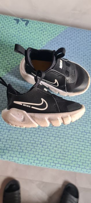 Buty dzieciece Nike FLEX RUNNER 2 oryginalne 4C Euro 19.5 , 10cm