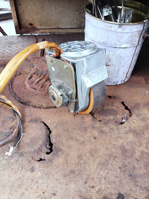 Napęd do wózka widłowego