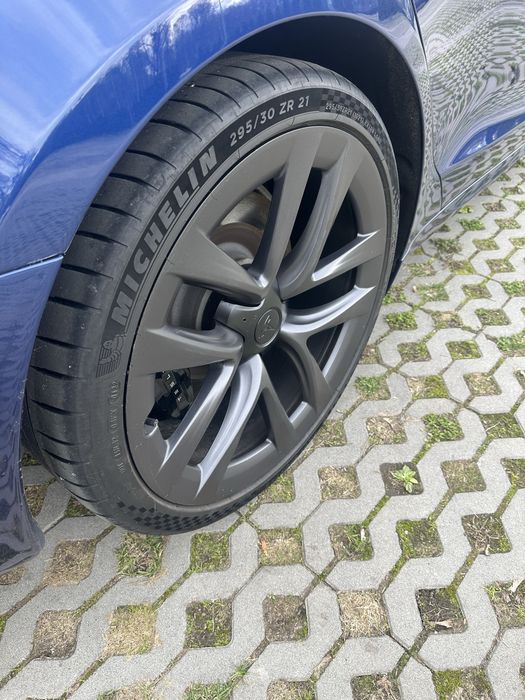 Tesla model s long range