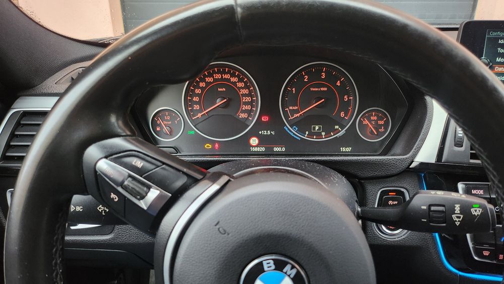 Bmw pack M  2017 lci 318d automático