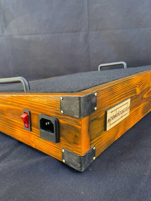 PEDALÓGICA - Custom Pedalboards - Bisarma Pro Studio