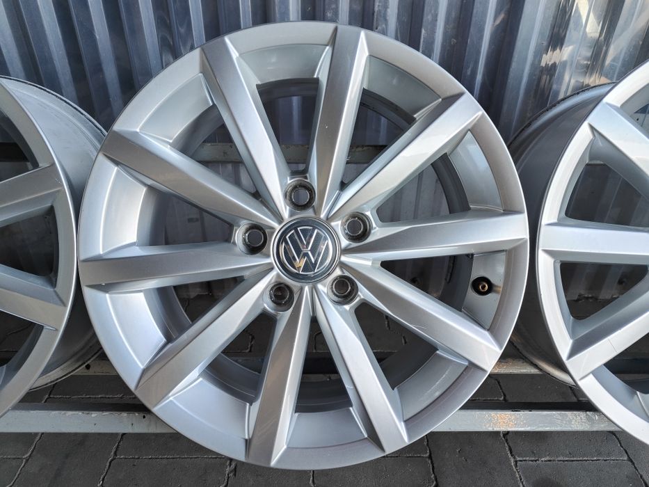 Oryginalne Felgi aluminiowe VW Golf 6.5x16'' 5x112 ET46